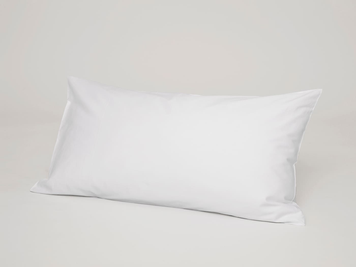 Örngott Fond - Cloud White - 50x90 cm i gruppen Sängkläder / Örngott hos A L V A (1050)