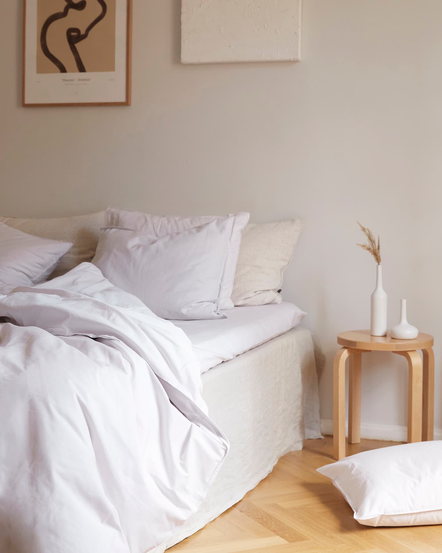 Två påslakan Nejd Pearl Grey + fyra örngott i gruppen Paket hos A L V A (913)