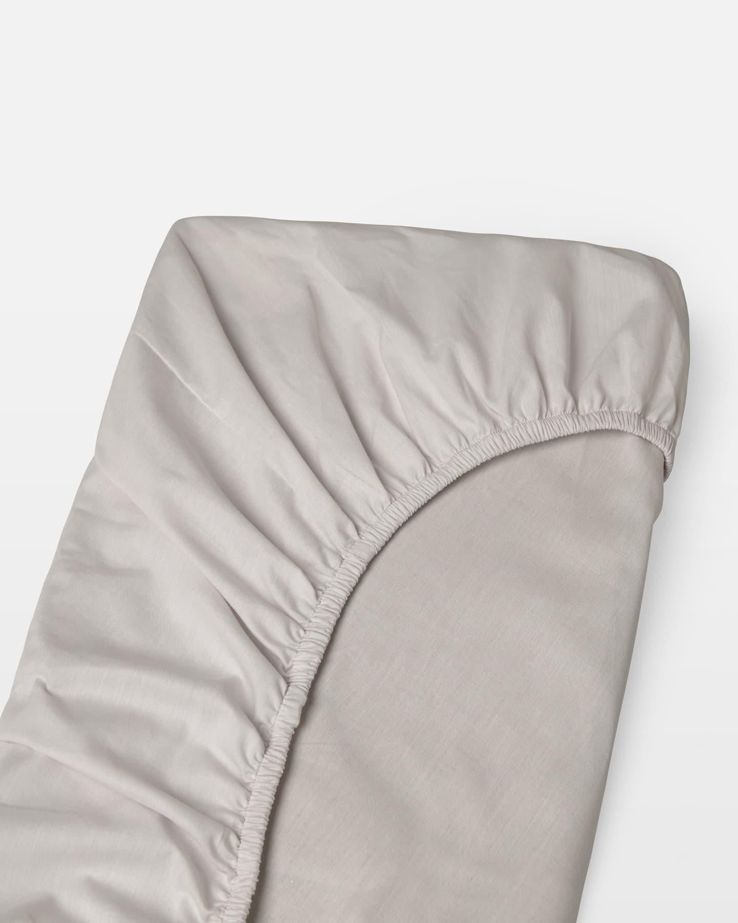 Dra-på-lakan Nejd Percale - Khaki Grey