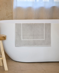 Badrumsmatta Essens - Concrete Grey Badrumsmatta Essens - Concrete Grey