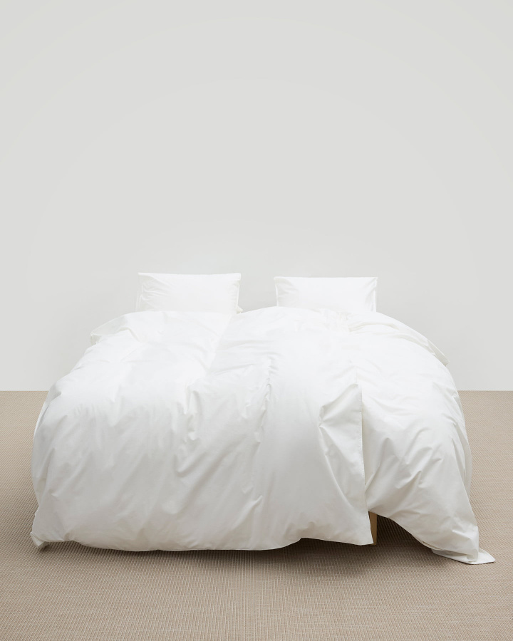 Påslakanset Nejd Percale - Cloud White i gruppen Sängkläder / Påslakan hos A L V A (1208)