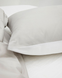 Örngott Tvenne - Concrete Grey / Cloud White Örngott Tvenne - Concrete Grey / Cloud White