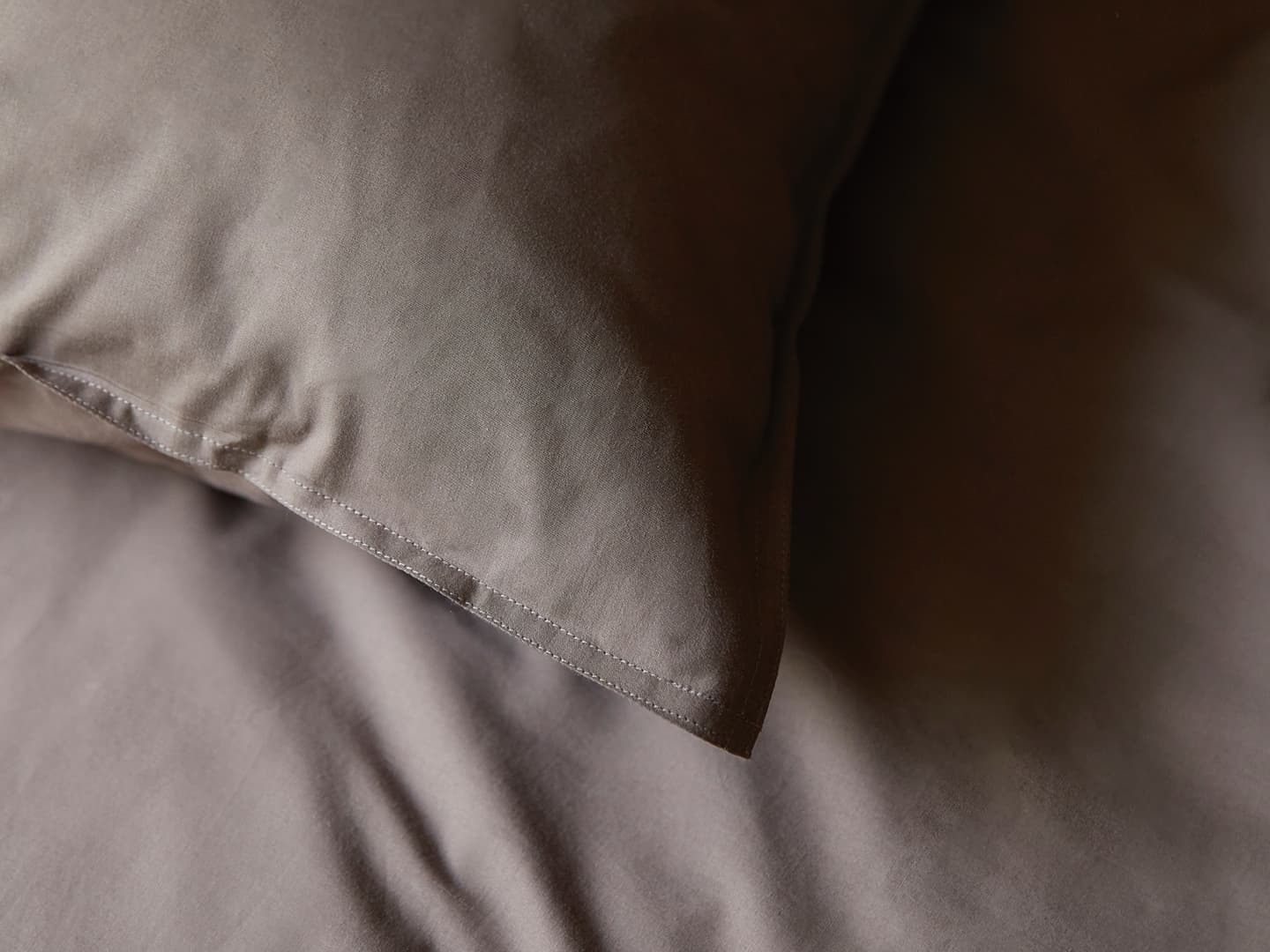 Örngott Nejd Percale - Deep Taupe