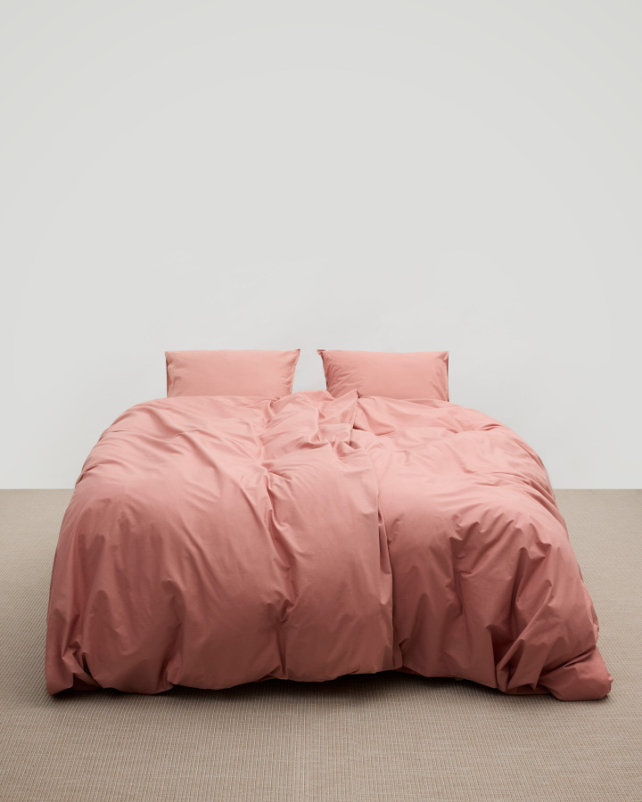 Påslakanset Nejd Percale - Ash Rose i gruppen Sängkläder hos A L V A (1264)