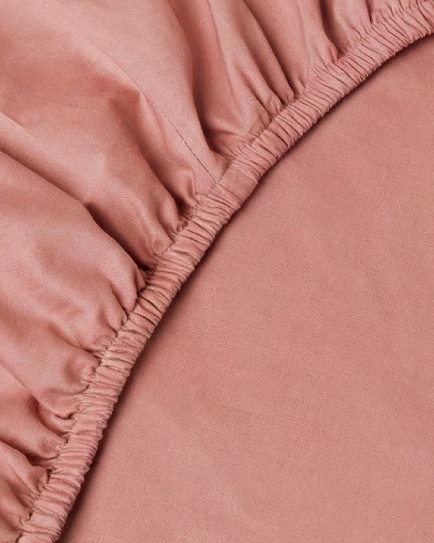Dra-på-lakan Nejd Percale - Ash Rose
