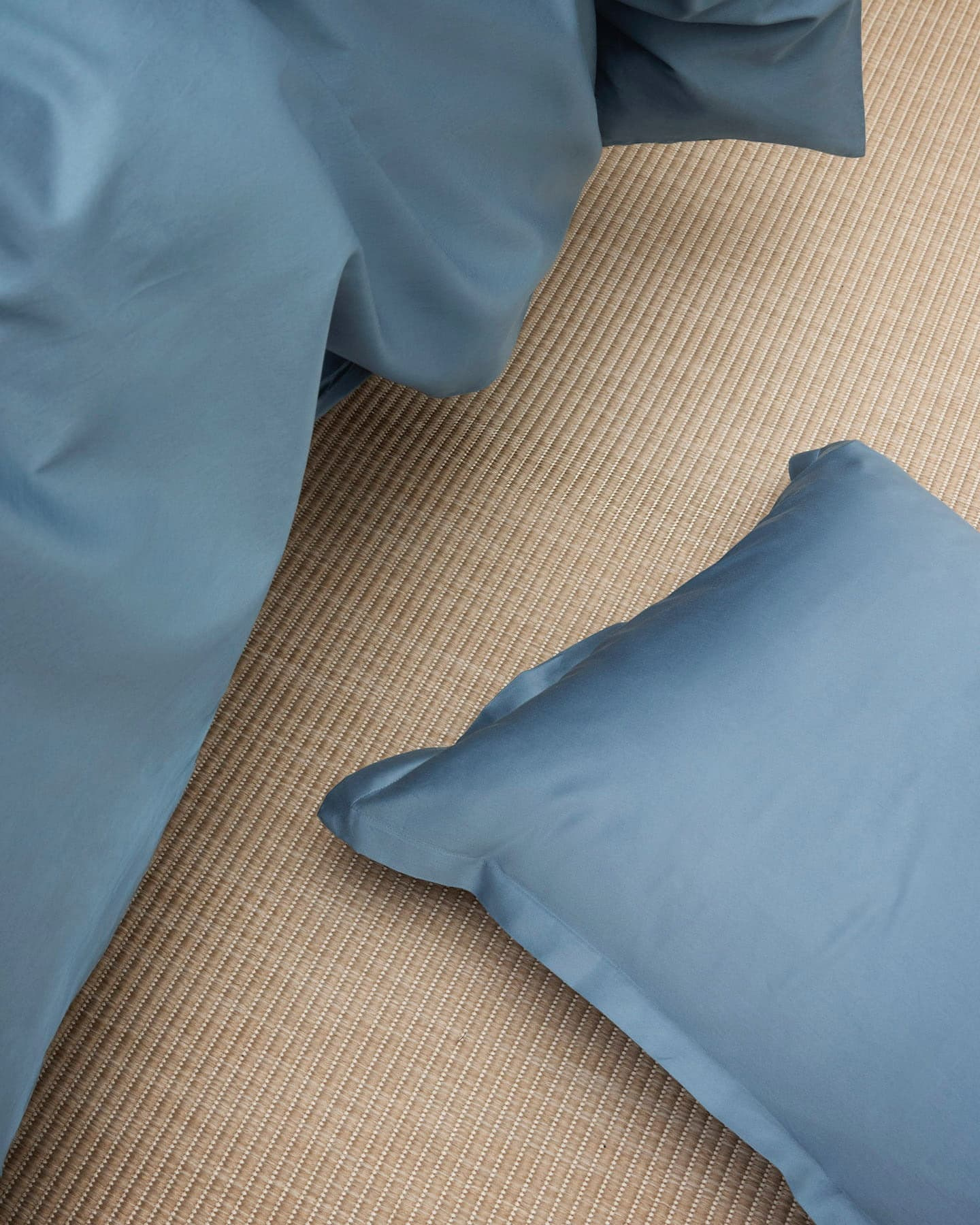 Två påslakan Vidd North Sea Blue + fyra örngott