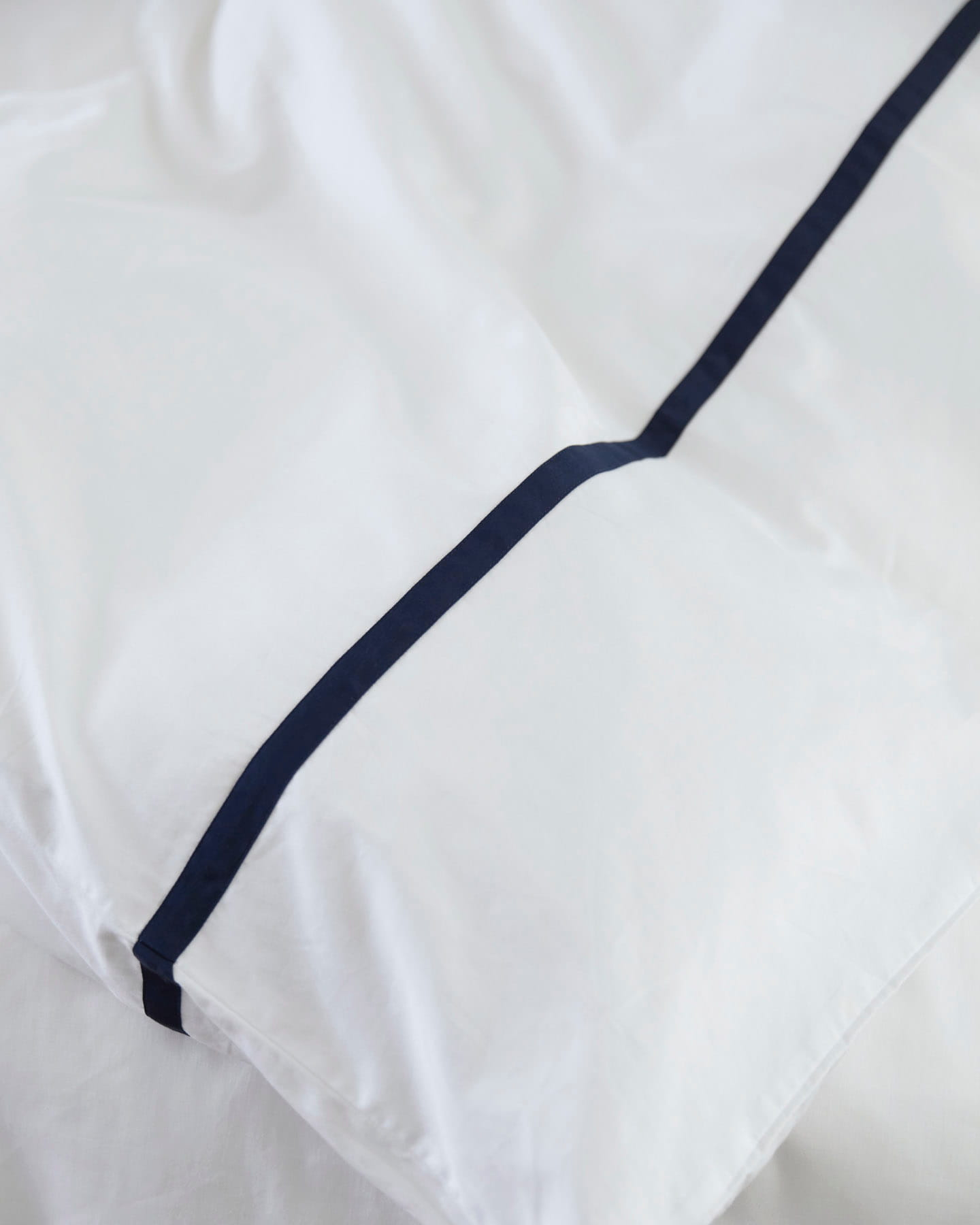 Två påslakan Gatt Cloud White + fyra örngott