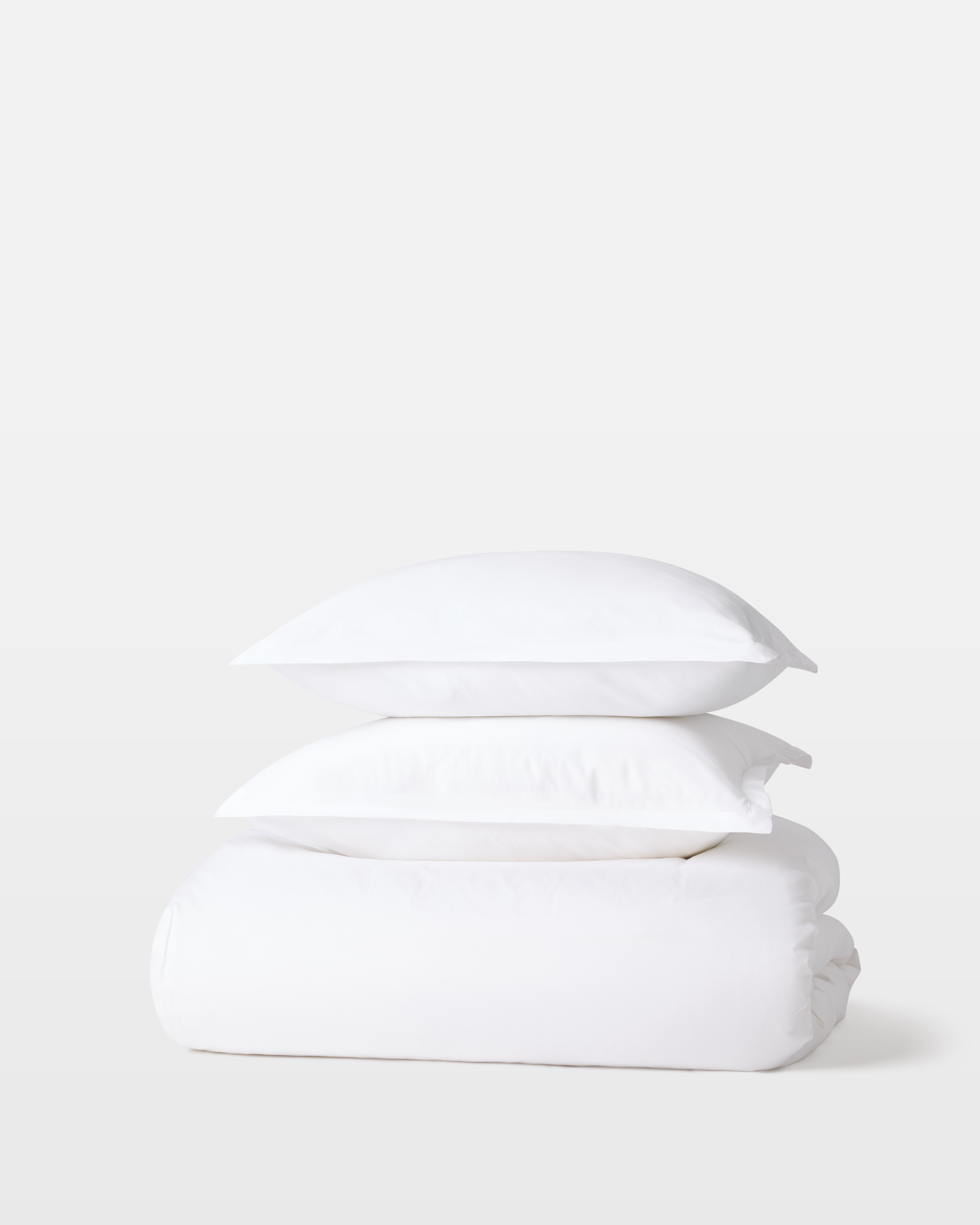 Två påslakan Vidd Cloud White + fyra örngott