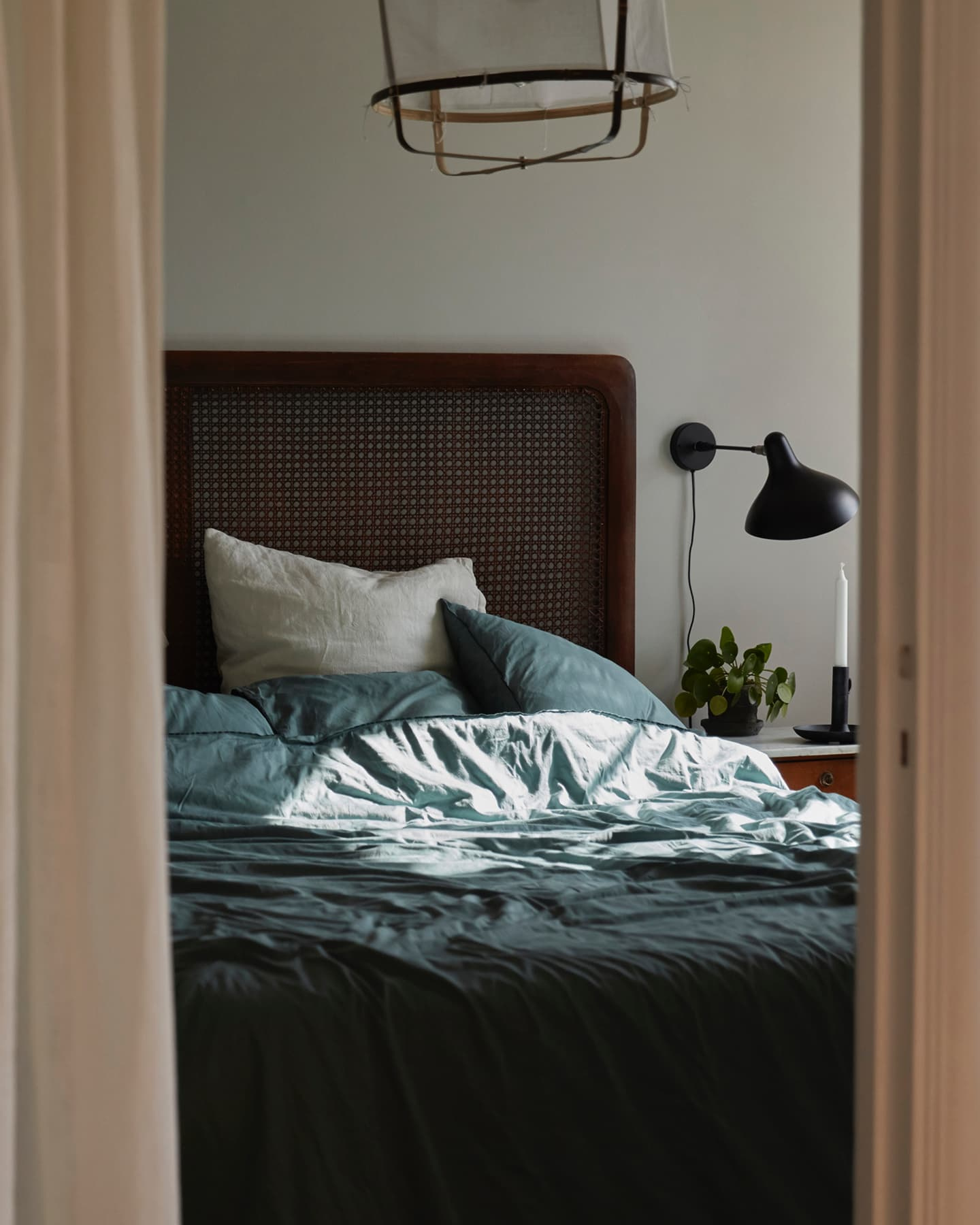 Två påslakan Strimma Washed Bottle Green + fyra örngott