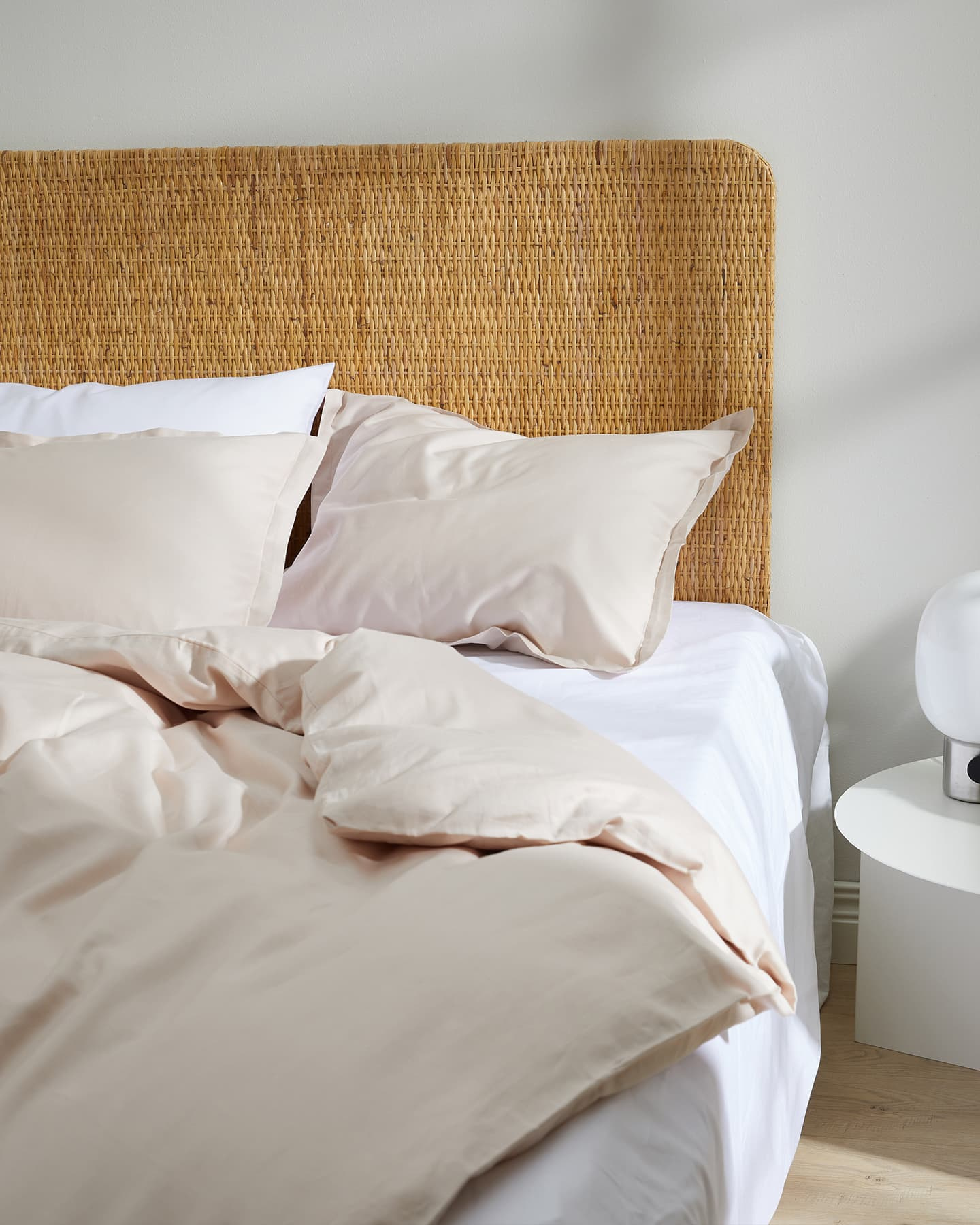 Två påslakan Vidd Seashell Beige + fyra örngott