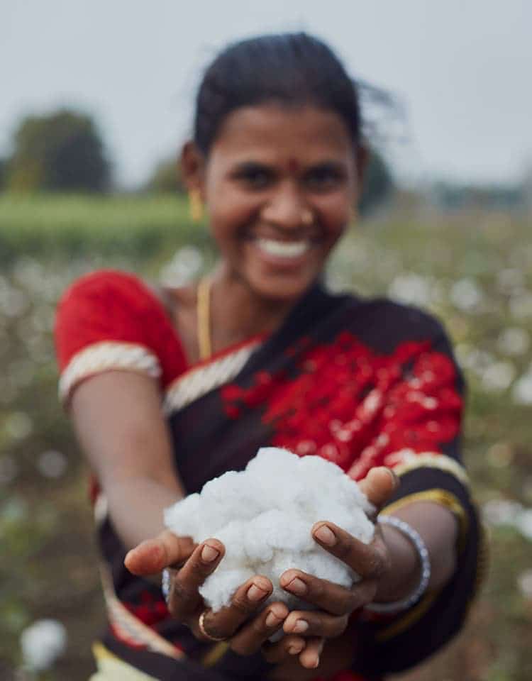 Hemtextilier online från Alva. 100% ekologisk bomull. Alltid Fairtrade.